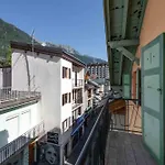 Spacious Loft On Pedestrian Street With Views Apartment *