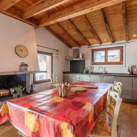 Apartment Spacious Loft On Pedestrian Street With Views Chamonix