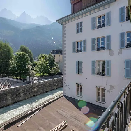 Appartement Spacious Loft On Pedestrian Street With Views